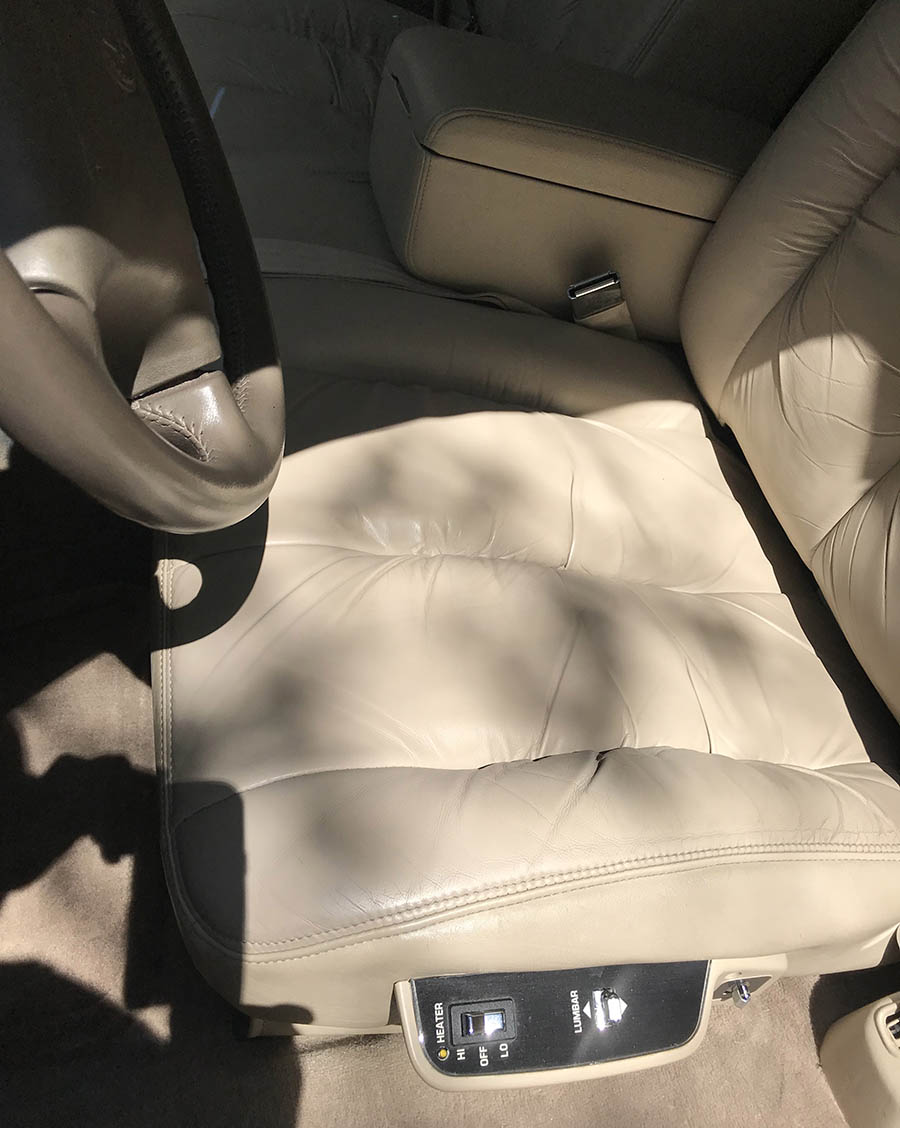bottom seat
